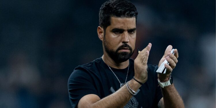 António Oliveira, técnico do Corinthians (Crédito: Rodrigo Coca/Agência Corinthians)