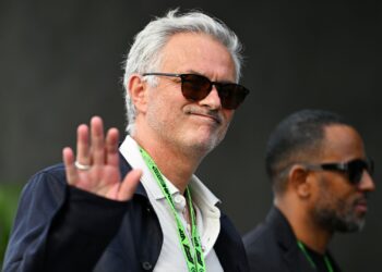 Mourinho vira assunto de disputa política no Fenerbahçe; entenda (Crédito: Getty Images)