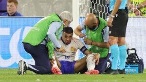 Mbappé fratura nariz e vira dúvida para sequência da Euro (Crédito: Getty Images)