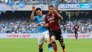 Napoli ainda não conquistou o título italiano depois de 33 anos - GettyImages