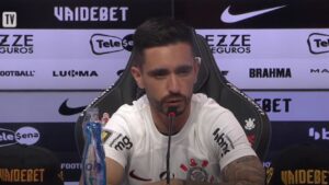 Igor Coronado explica quantidade de malas em vinda ao Brasil - Reprodução Corinthians TV