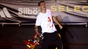 Morata comemora o título da Eurocopa (Crédito: Getty Images)