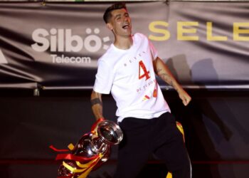 Morata comemora o título da Eurocopa (Crédito: Getty Images)