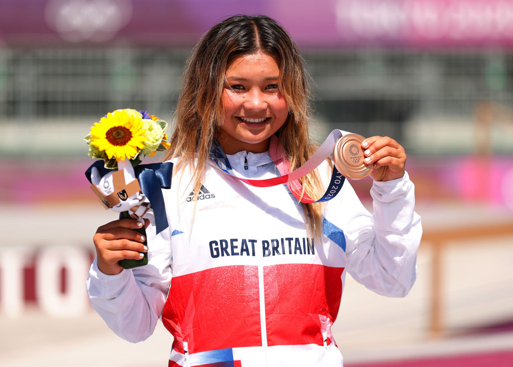 Sky Brown conquistou o coração dos brasileiros ao conquistar o bronze nas Olimpíadas - GettyImages