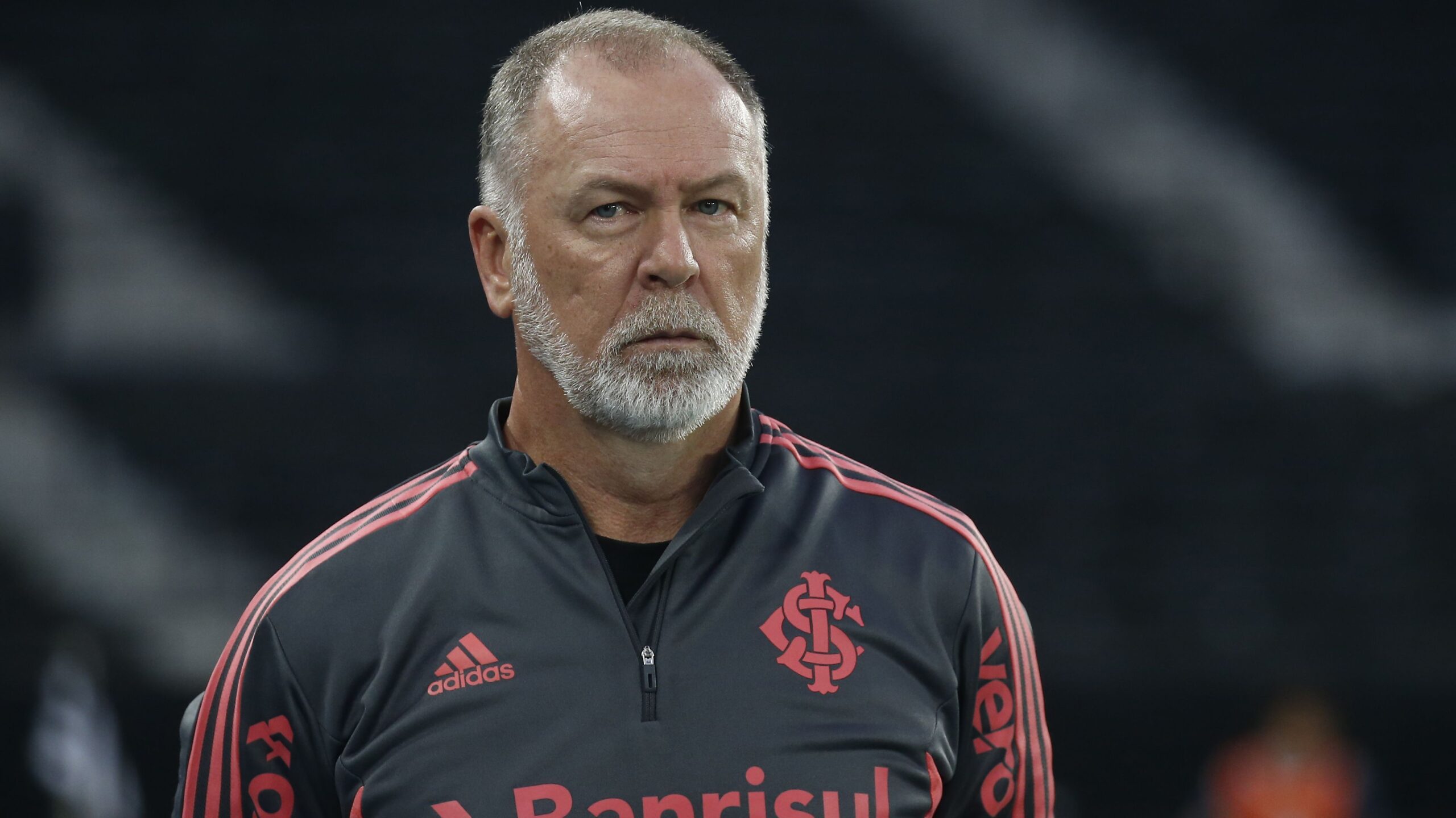 Mano Menezes se torna assunto comentado na web - Getty Images