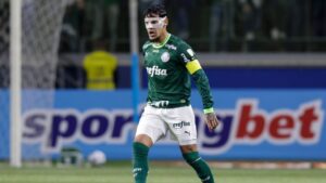 Mesmo com interesse do Al-Nassr, Palmeiras registra renovação de Gómez - Getty Images