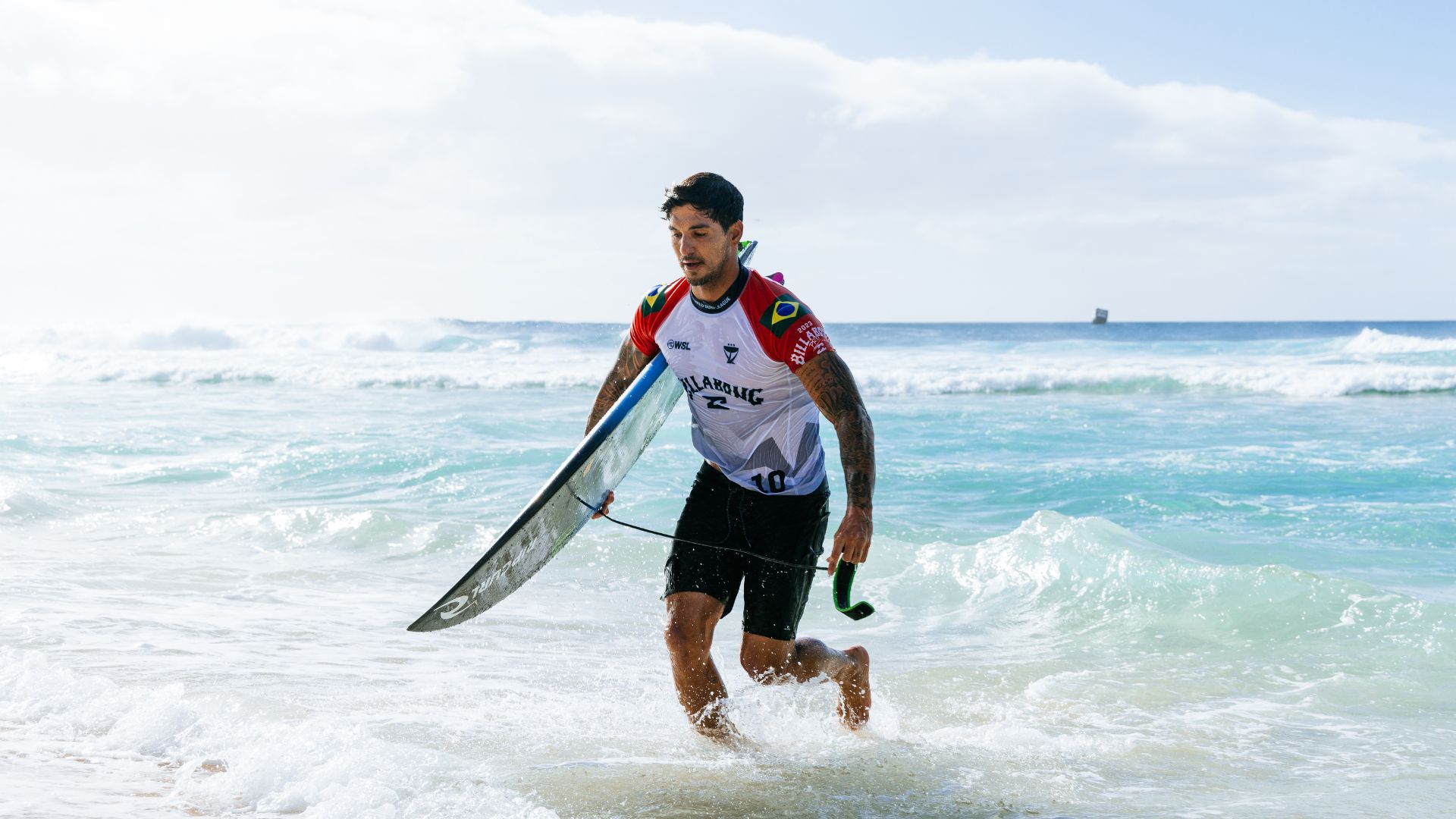 Gabriel Medina tentou, mas foi eliminado em Pipeline - Brent Bielmann / WSL / World Surf League
