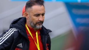 Vítor Pereira vem sendo bastante pressionado no Flamengo - GettyImages