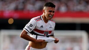 Rodrigo Nestor faz o gol do título do São Paulo - Getty Images