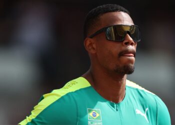Atleta do decatlo detona materiais fornecidos pela CBAt para a Olimpíada (Crédito: Getty Images)