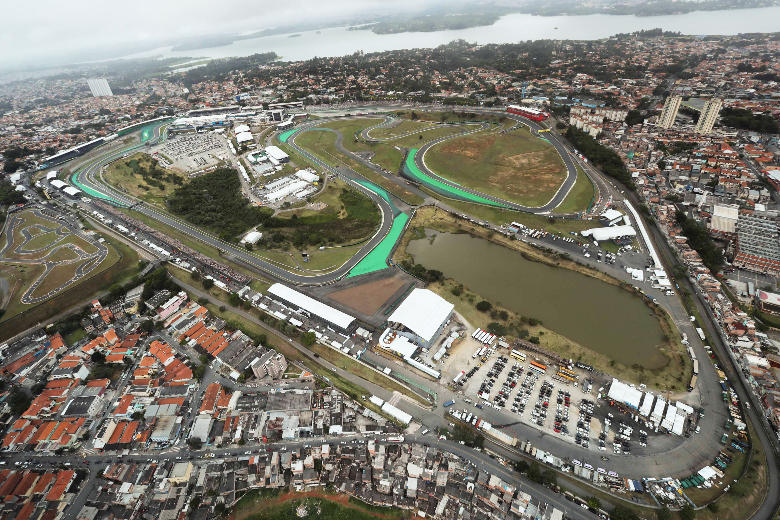 Interlagos recebe obra de Ayrton Senna - Pirelli/LAT Images