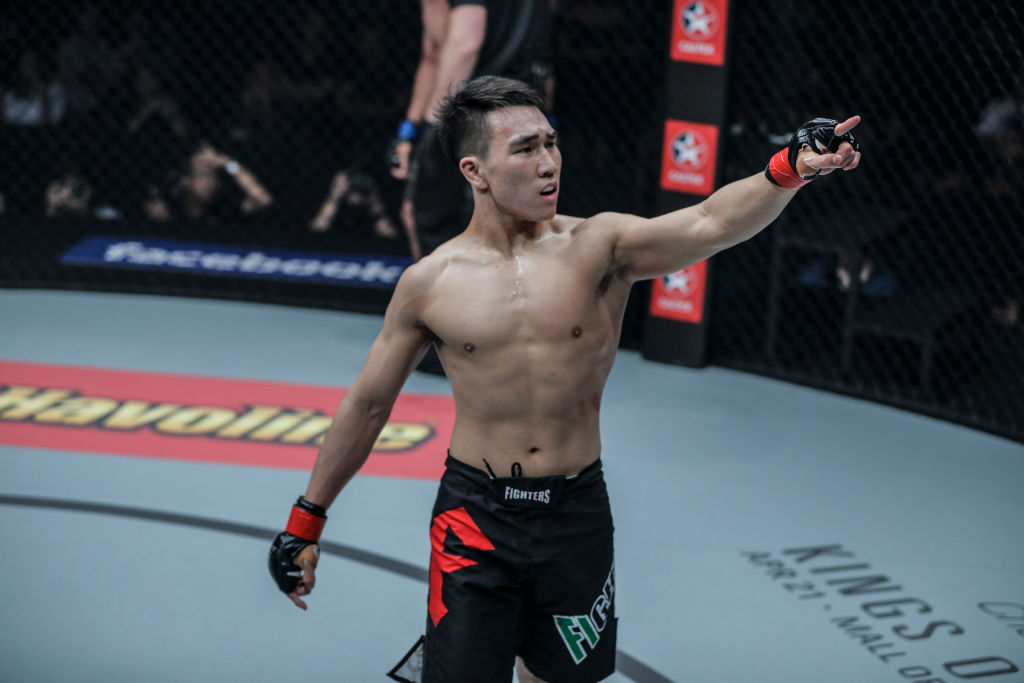 Aos 23 anos, o lutador chinês Ma Jia Wen foi nocauteado aos 55 segundos - Getty Images