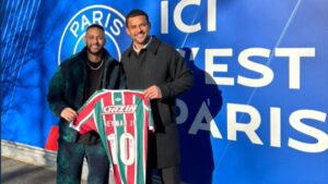 Fred e Neymar juntos com a camisa do Fluminense - Reprodução / Twitter