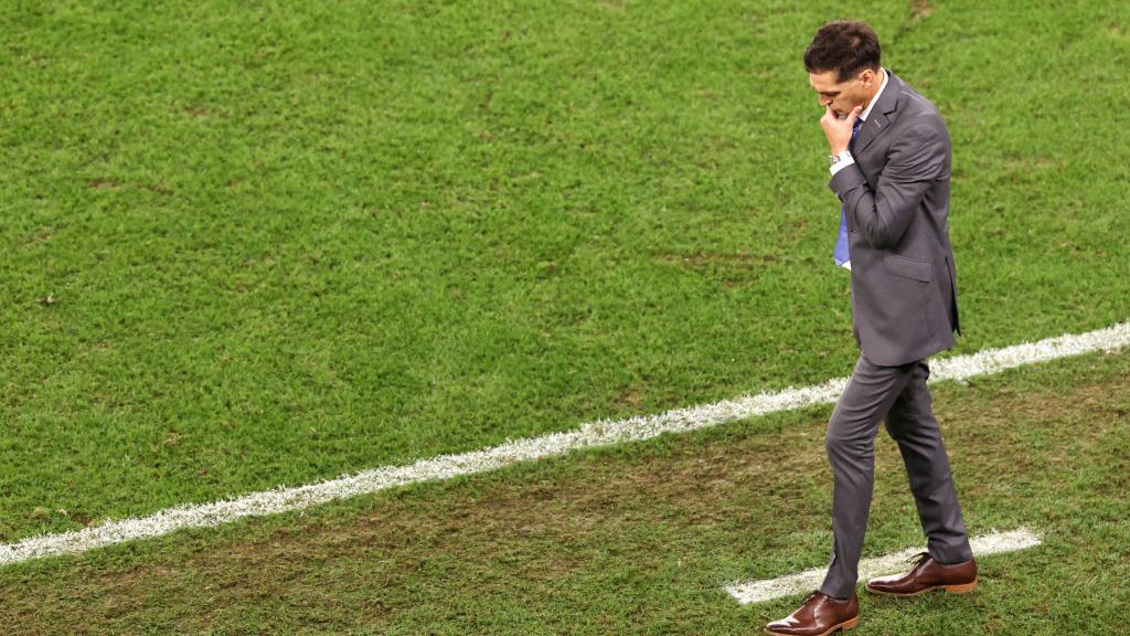 Técnico do Uruguai detonou a Fifa e a arbitragem do jogo da Copa do Mundo - GettyImages