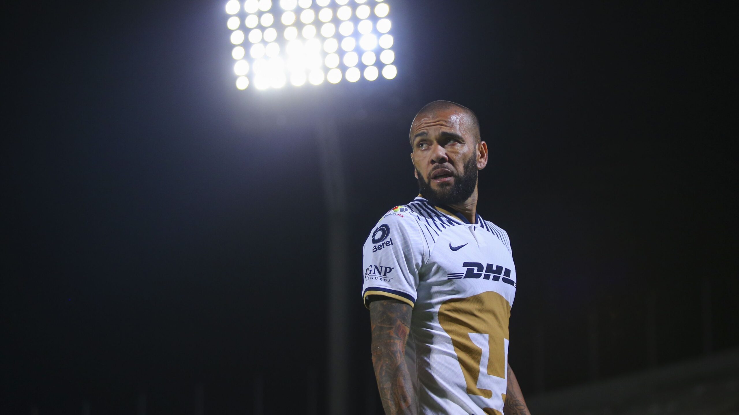 Daniel Alves completa um mês na prisão - Getty Images