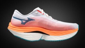 Rebellion Pro: finalmente o tênis com placa de carbono da Mizuno - Divulgação
