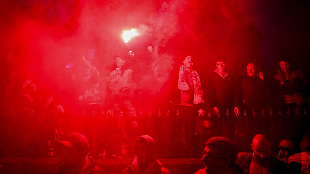 Torcida do Liverpool fez uma bonita festa antes das oitavas da Champions - Getty Images