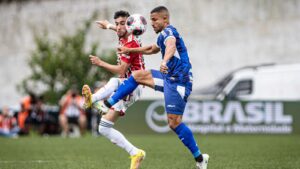 São Paulo venceu o Santo André com gol nos minutos finais de jogo. - douradofoto