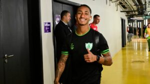 América-MG anuncia a venda de Arthur para clube europeu - Mourão Panda / América-MG