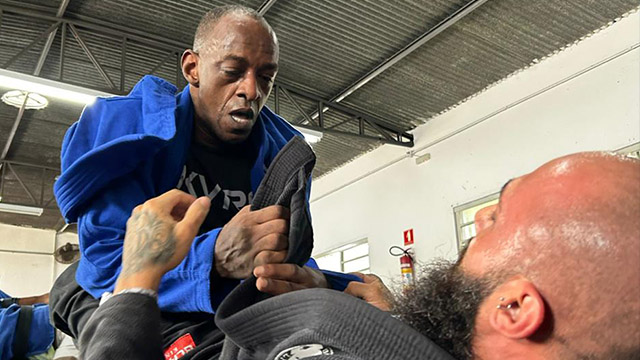 Ice Blue é faixa-preta de jiu-jitsu - Ana Assis