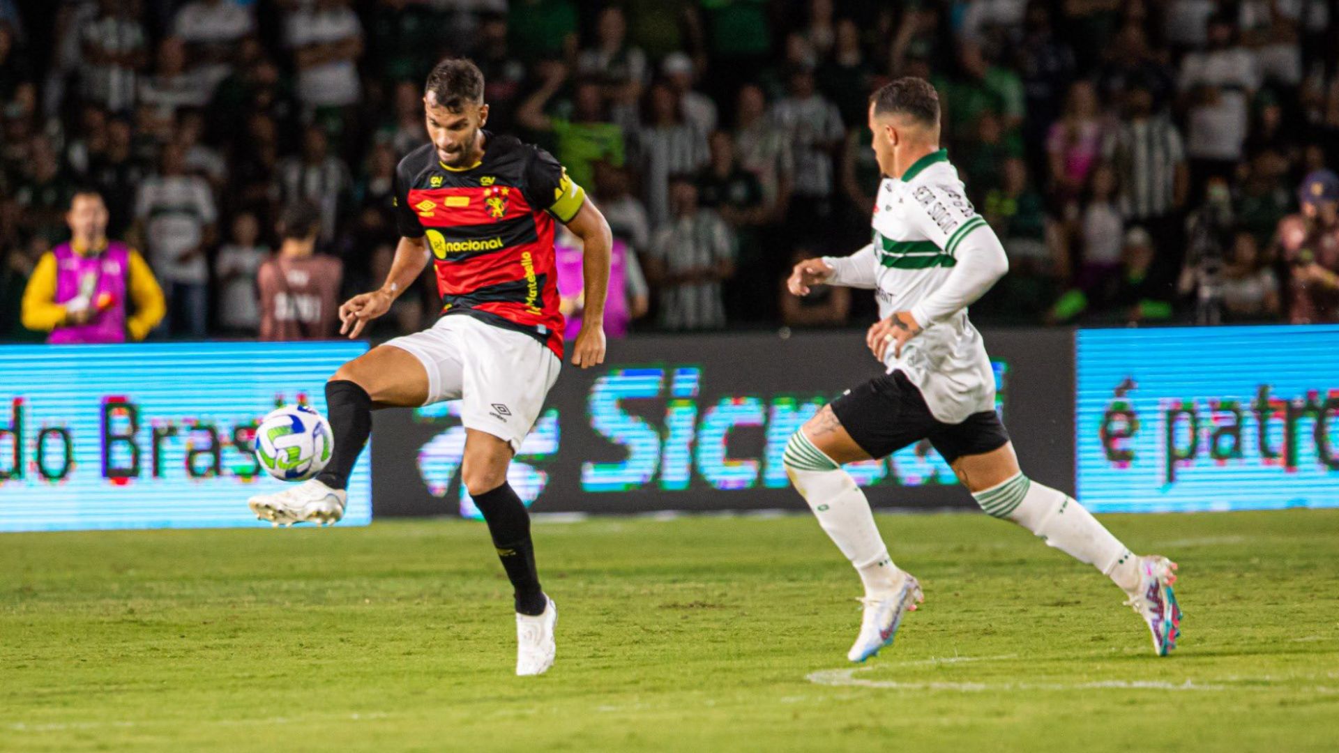 Em jogo de seis gols, Coritiba e Sport empatam pela Copa do Brasil - Reprodução / Vinicius do Prado