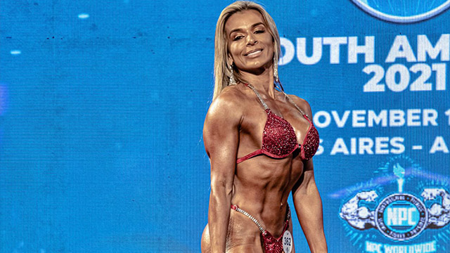 Andreia Tokutake foi vice-campeã do Mr. Olympia - Divulgação