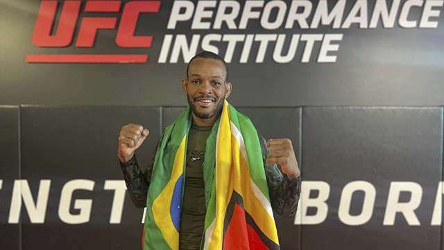 Carlston Harris vem de vitória no UFC - Divulgação/RFT