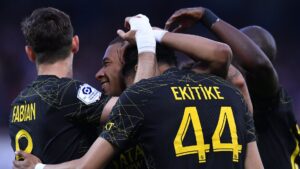 Com show de Mbappé, PSG vence e conquista 11º título da Ligue 1 - Reprodução / Twitter