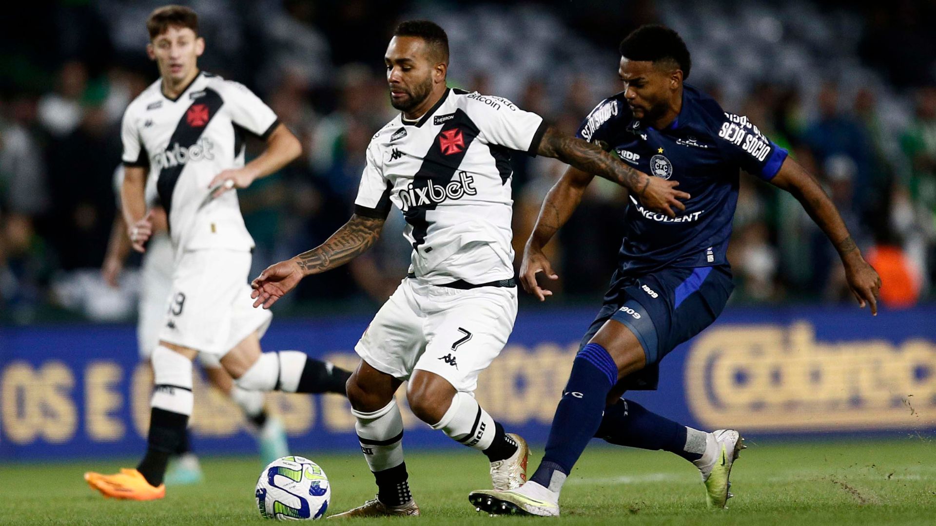 Coritiba sai na frente, mas Vasco busca empate no segundo tempo - Daniel Ramalho / Vasco