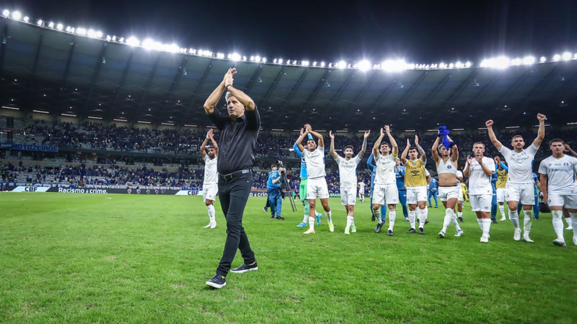 Grêmio conseguiu uma grande classificação na Copa do Brasil, e Renato Gaúcho desabafou sobre Suárez - Lucas Uebel / Grêmio