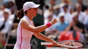 Iga Swiatek e Karolina Muchova se enfrentaram na final feminina de Roland Garros - GettyImages