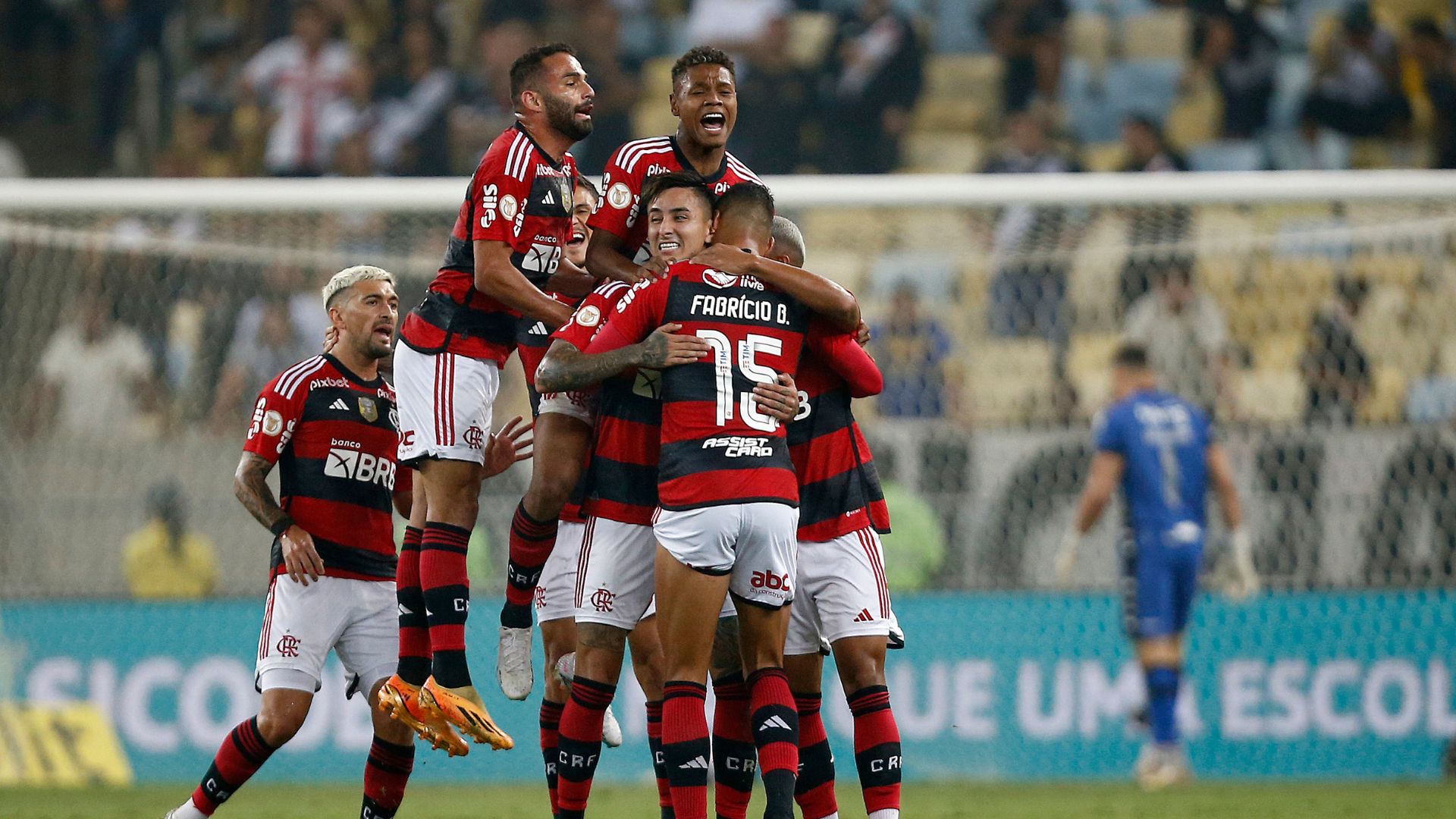 Flamengo atropela Vasco no 1º tempo e leva torcedores à loucura - Getty Images
