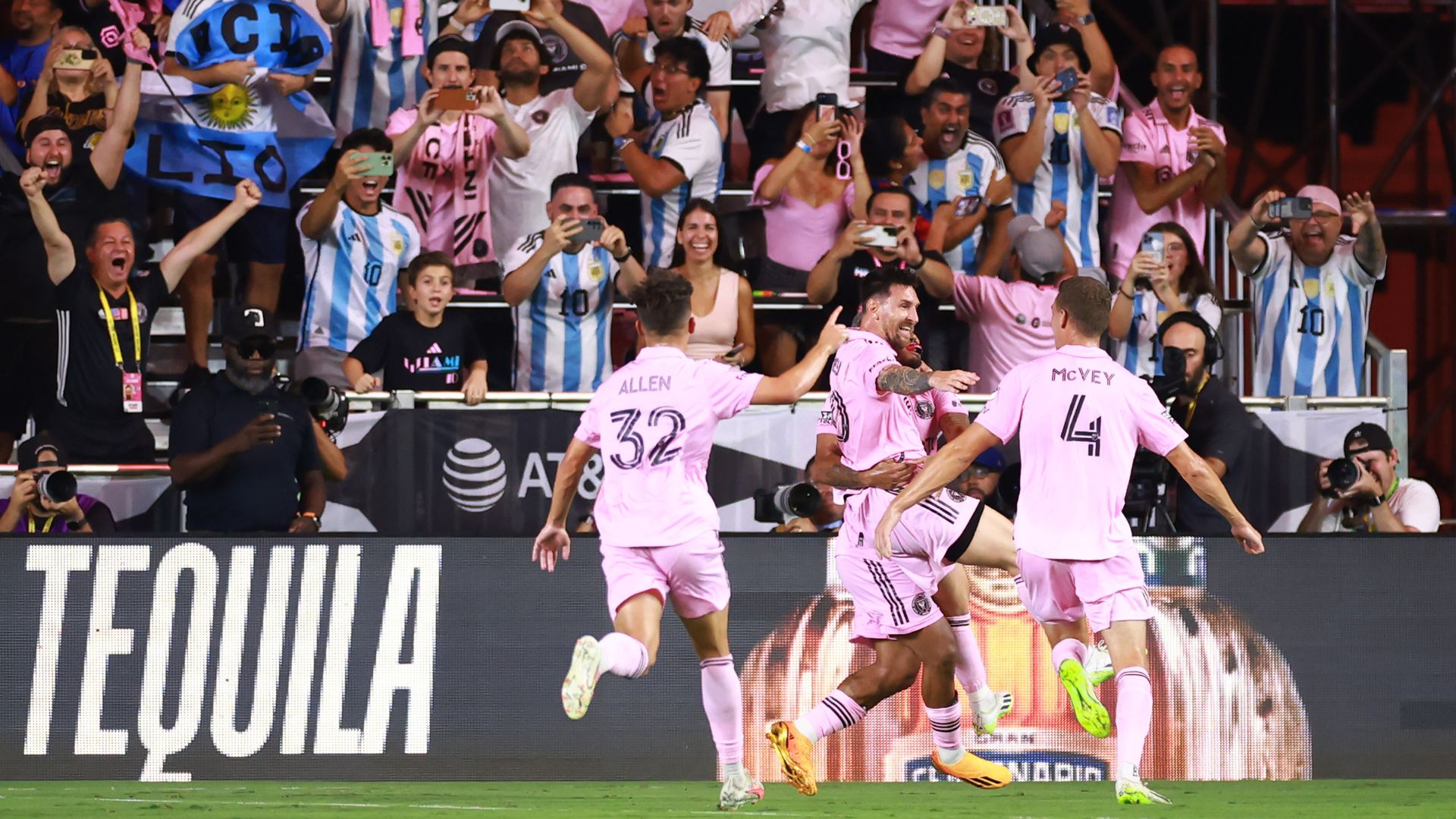 Meia revela destino de uniforme de Messi após estreia no Inter Miami - GettyImages
