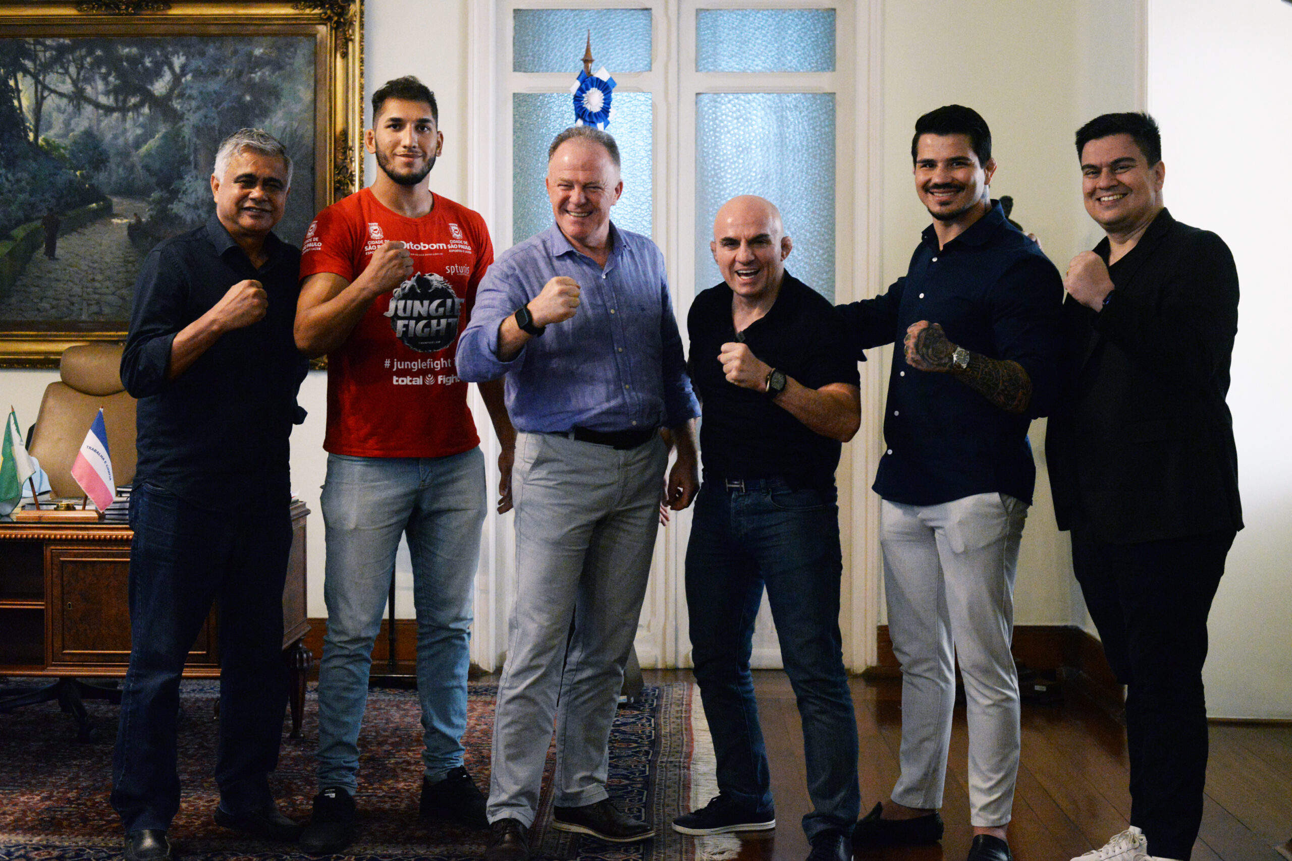 Secretário José Carlos Nunes, Vitor Costa, governador Casagrande, Wallid Ismail, Erick Silva e Rimaldo de Sá durante reunião no Palácio Anchieta - Leonardo Fabri