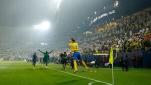 Al Nassr vence clássico movimentado contra Al Ahli, com gols de CR7 e Talisca - GettyImages
