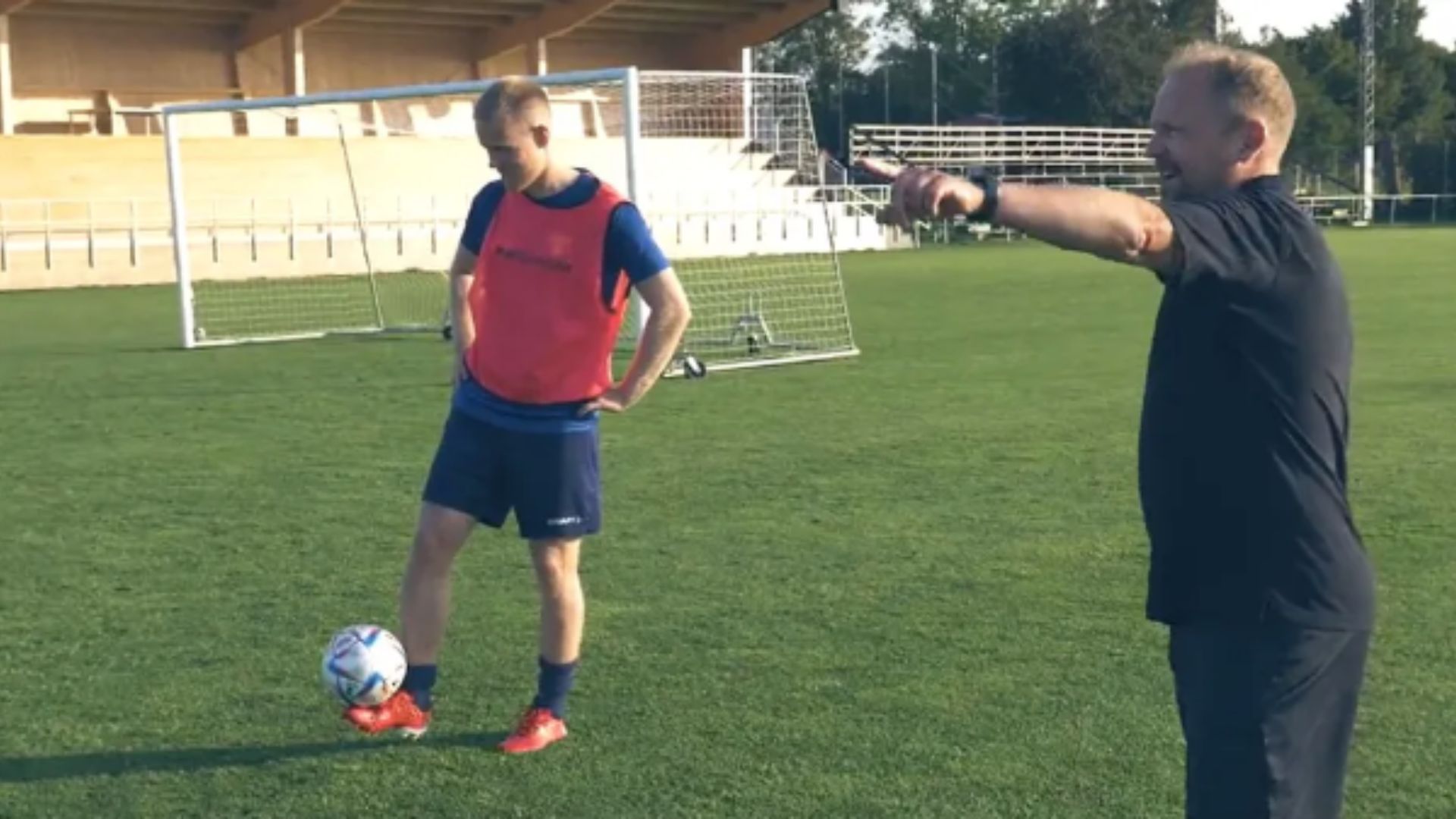 Time sueco encontra brecha em regra de impedimento - Reprodução