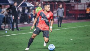 Airton prega foco na sequência de vitórias do Atlético-GO - Ingryd Oliveira/ACG