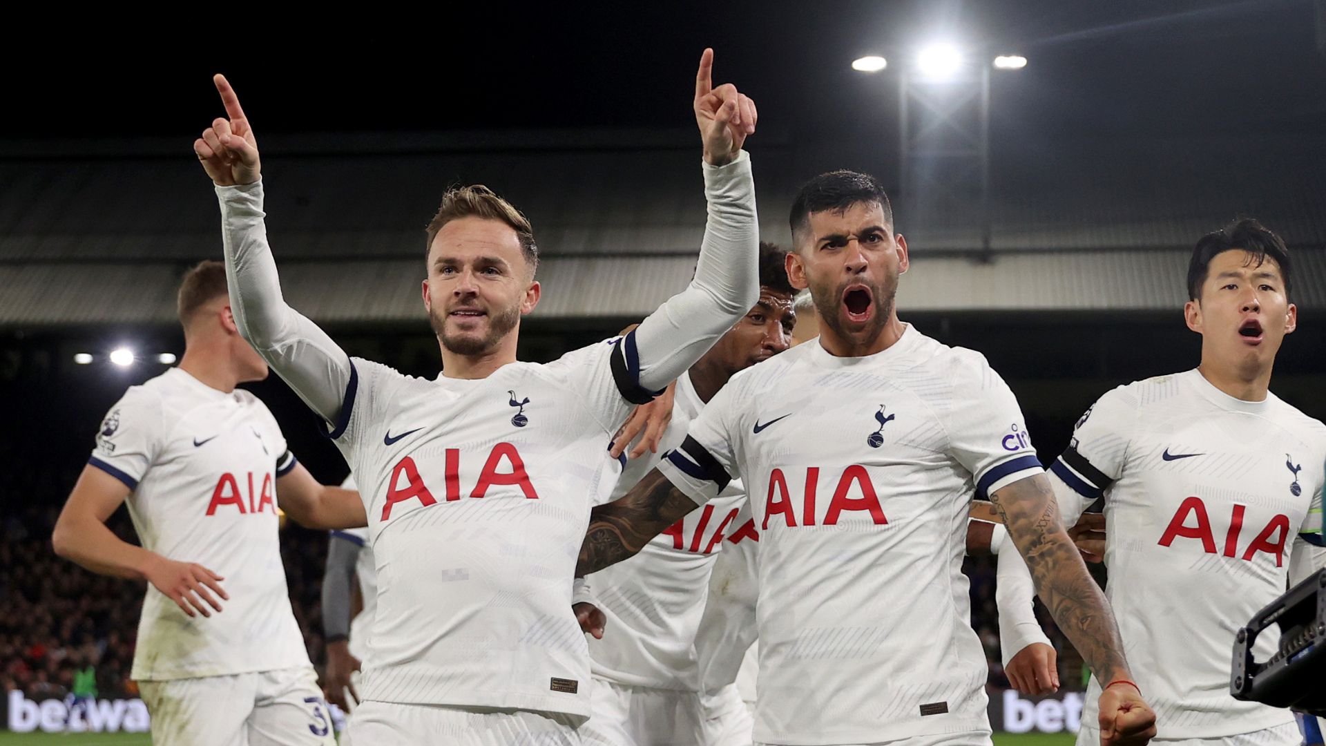 Tottenham bate o Crystal Palace e mantém liderança da Premier League - Getty Images
