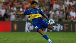 Botafogo não desiste e aumenta oferta por destaque do Boca Juniors - Getty Images