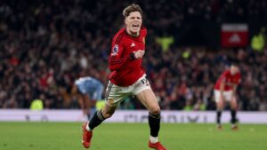 Garnacho brilha, Hojlund desencanta e United vence Aston Villa de virada - Getty Images