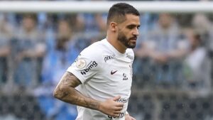 Fluminense espera Renato Augusto para pré-temporada - Getty Images