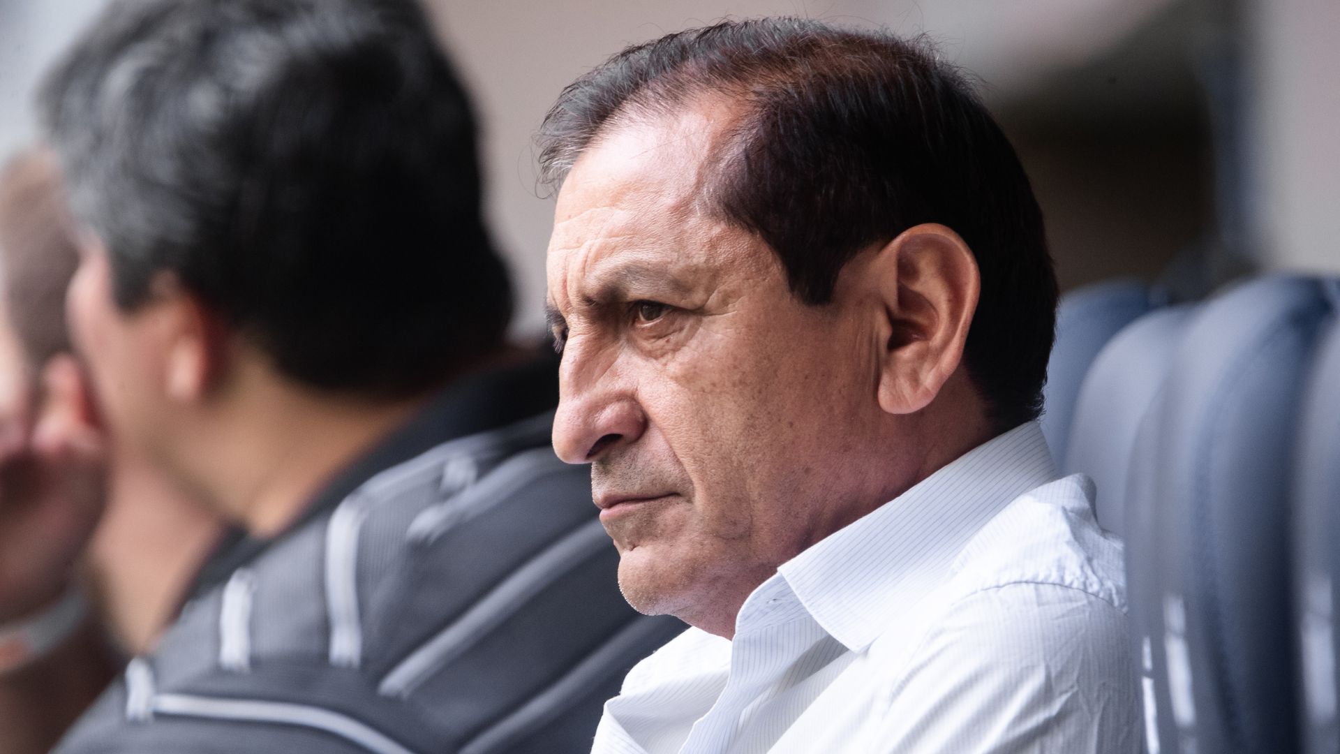 Vasco se distancia de Breno Lopes, mas mira atacante do Internacional - Leandro Amorim / Vasco