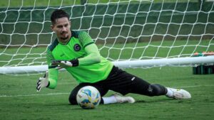 Tadeu, ídolo do Goiás, projeta clássico e comenta sobre renovação - Rosiron Rodrigues / Goiás EC