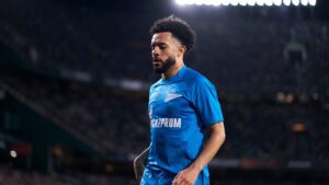 Flamengo volta a negociar por Claudinho - Getty Images