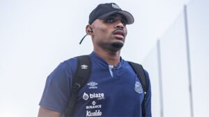Em negociação que envolve dívida, Santos deve vender Joaquim - Raul Baretta / Santos