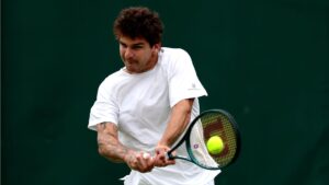 Thiago Wild busca virada improvável e avança em Wimbledon - Getty Images