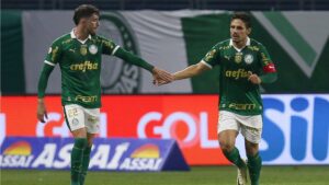 Com direito a expulsão, Palmeiras vence o clássico contra o Corinthians - Getty Images