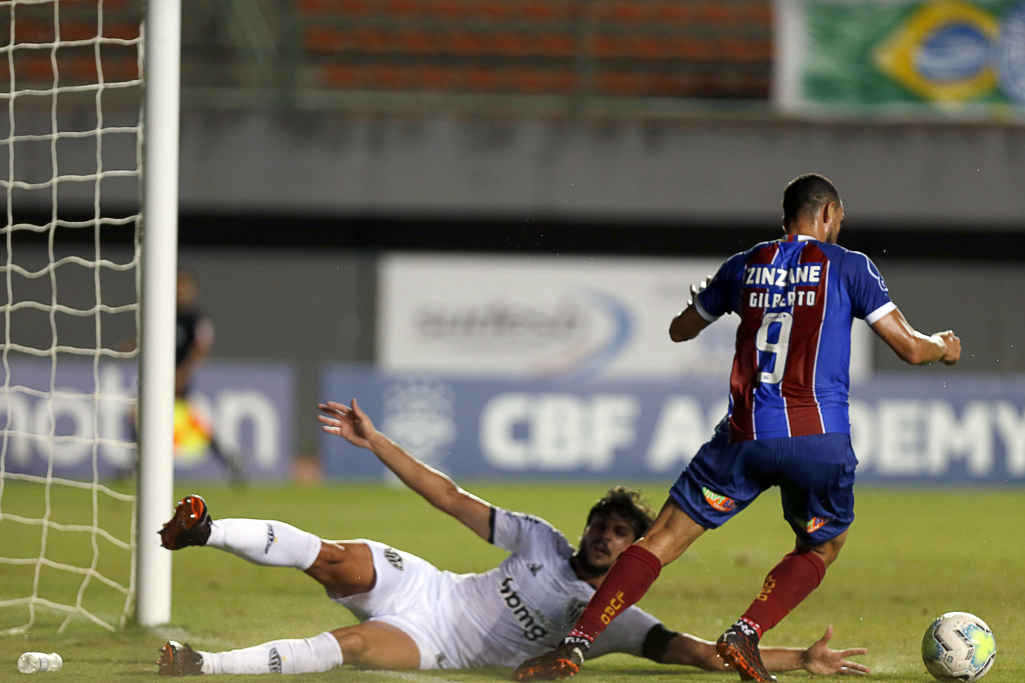 Bahia vence o Atlético Mineiro - Felipe Oliveira / EC Bahia