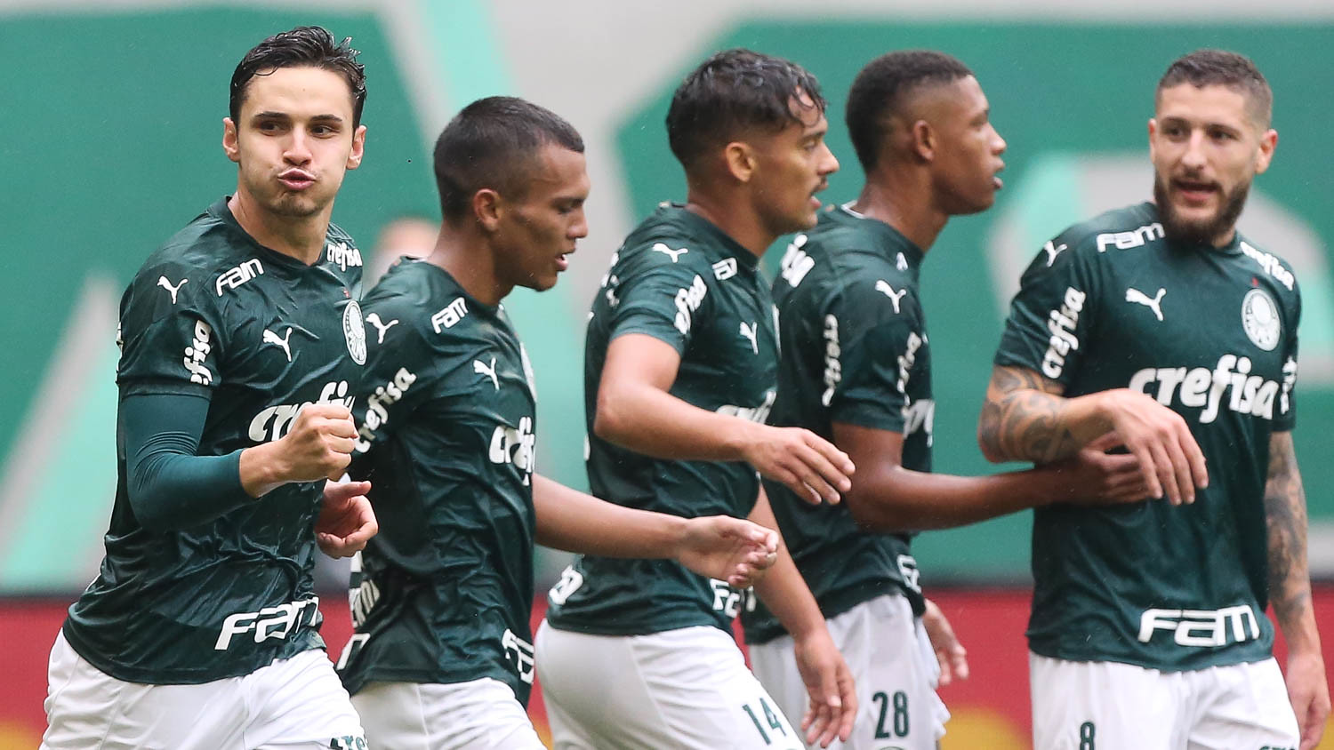 Palmeiras resolve em cinco minutos e cria vantagem confortável na Copa do Brasil - Palmeiras / César Greco