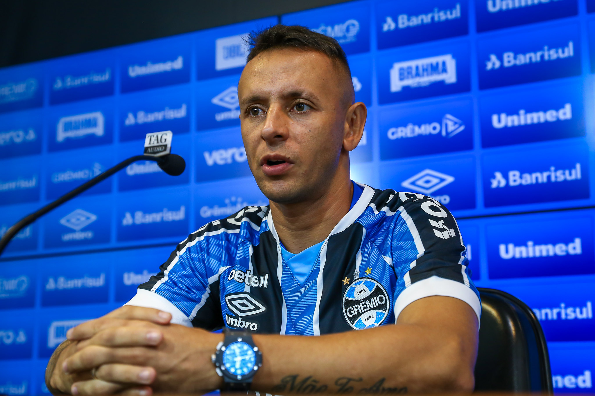 Rafinha foi apresentado pelo Grêmio - Lucas Uebel / Grêmio FBPA / Flickr
